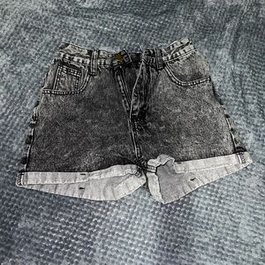 Black high waisted jeans shorts